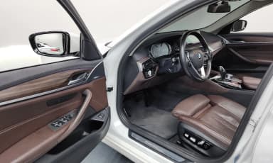 5 Series (G30)