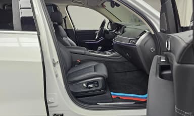 X7 (G07)