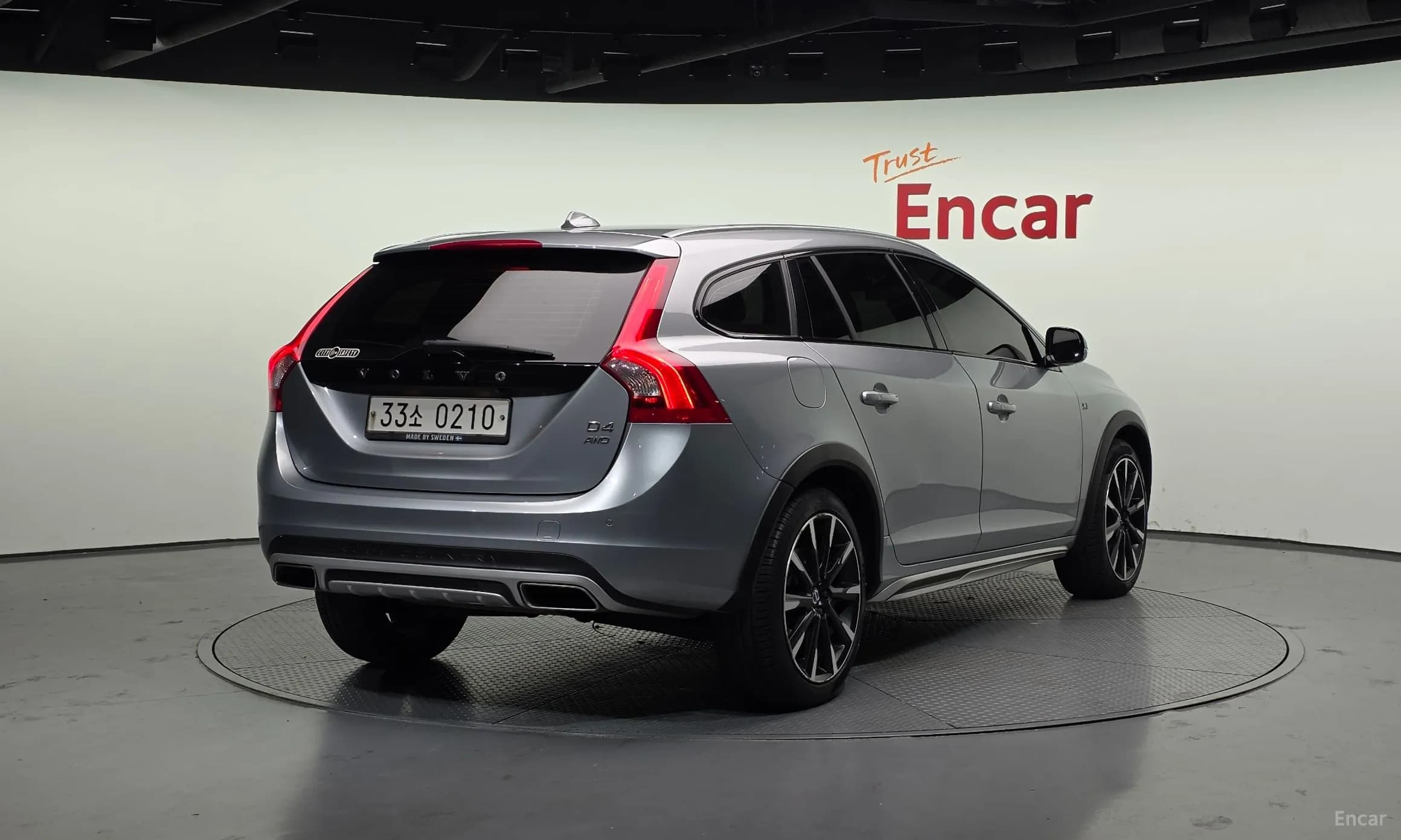 V60 Cross Country