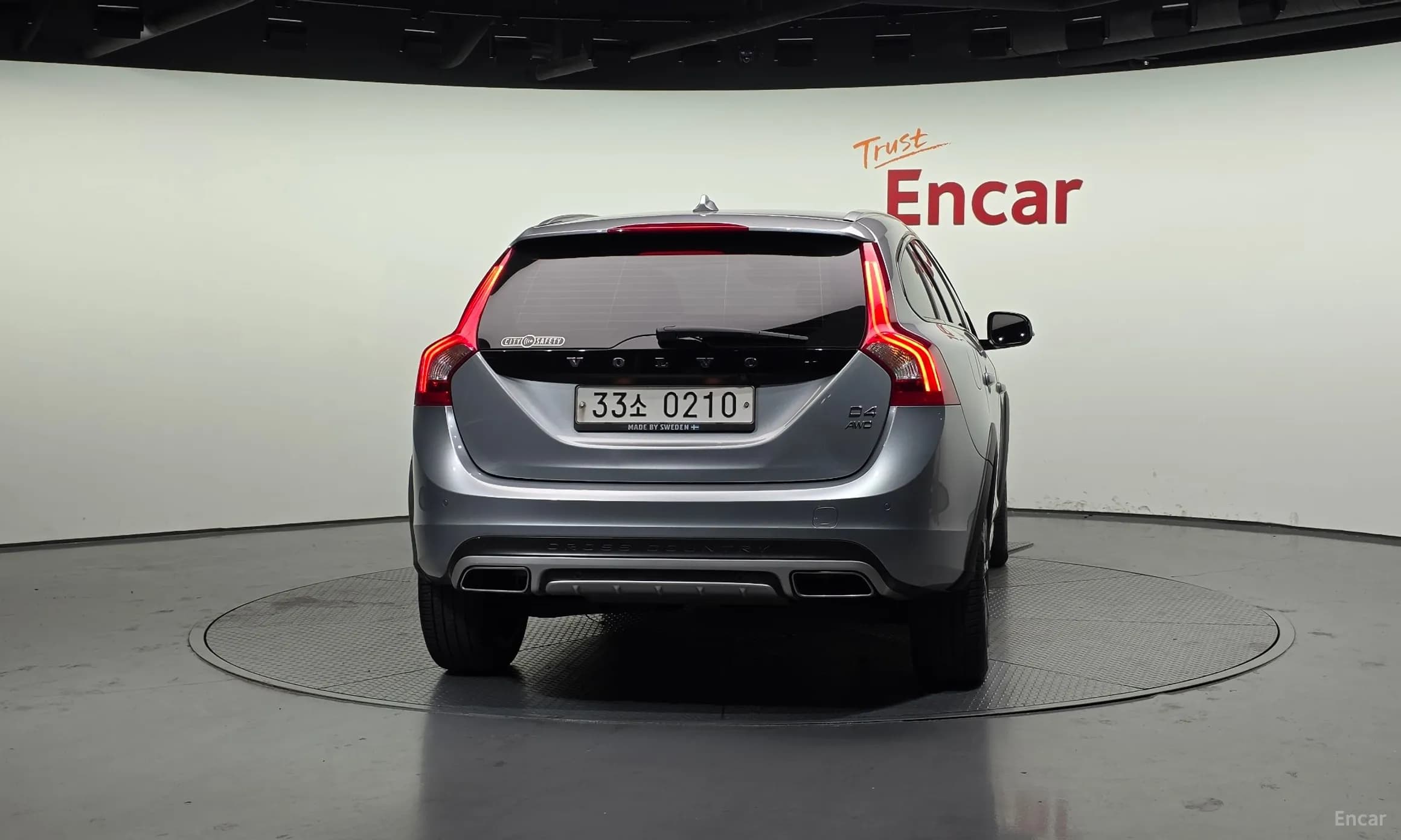 V60 Cross Country