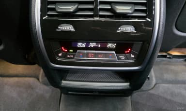 X6 (G06)
