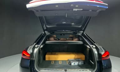 X6 (G06)