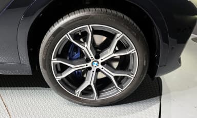 X6 (G06)