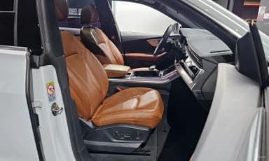 Q8 (4M)