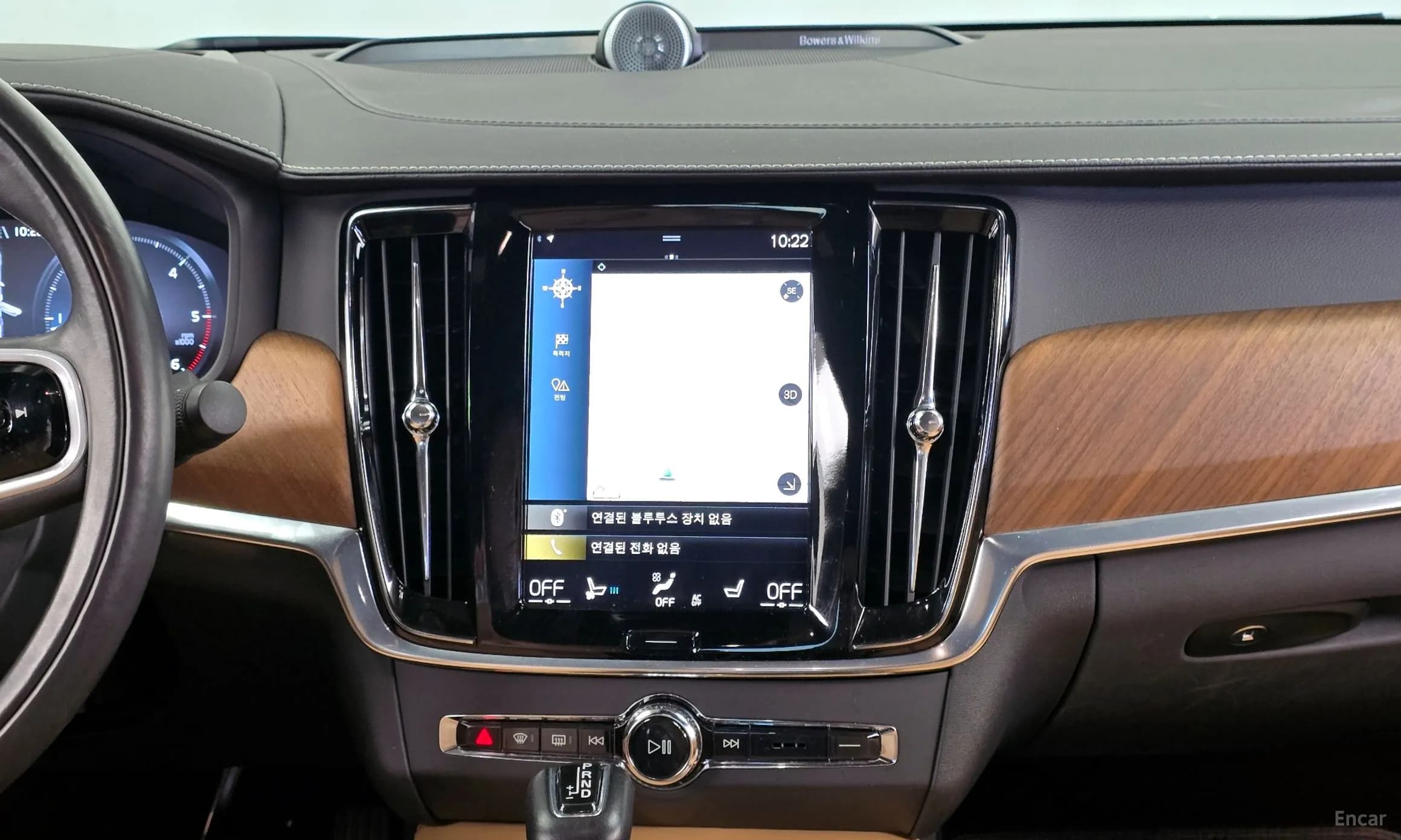 S90