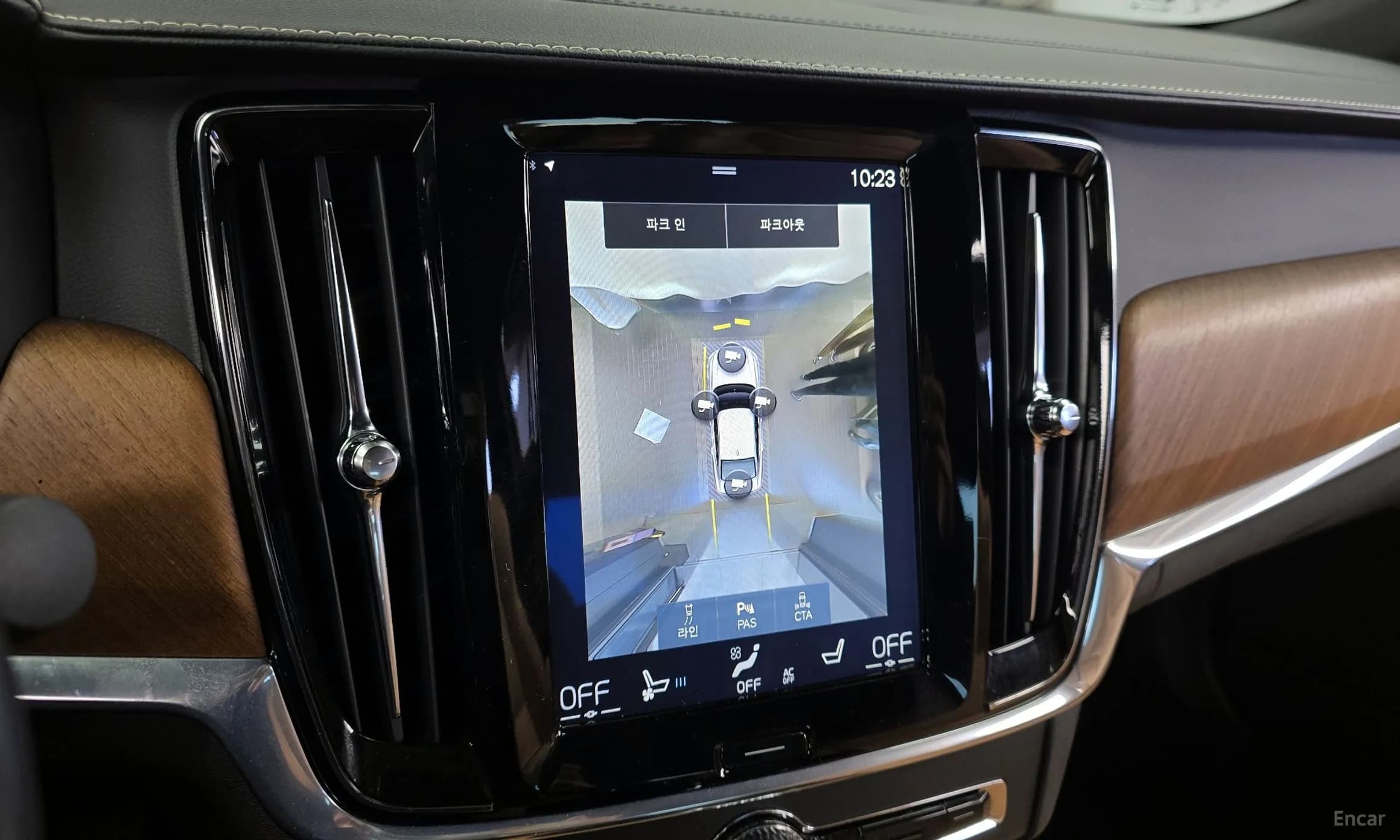 S90