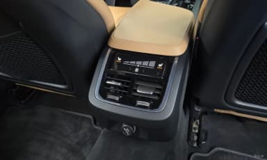 S90