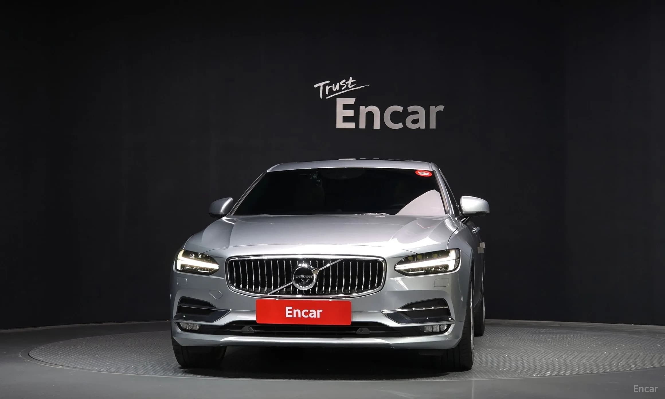 S90