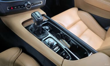 S90