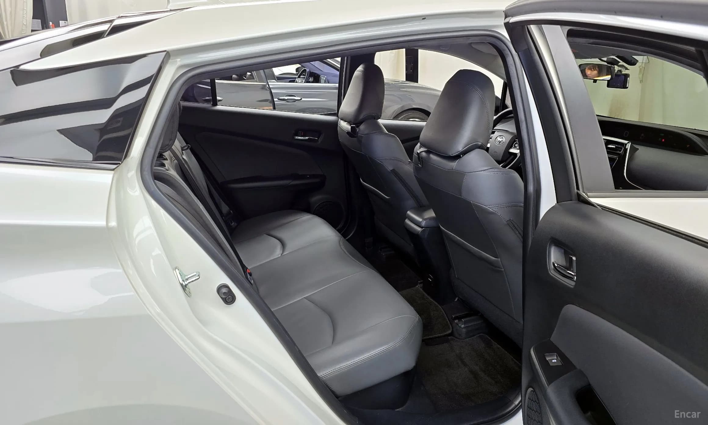 Prius 4th Generation