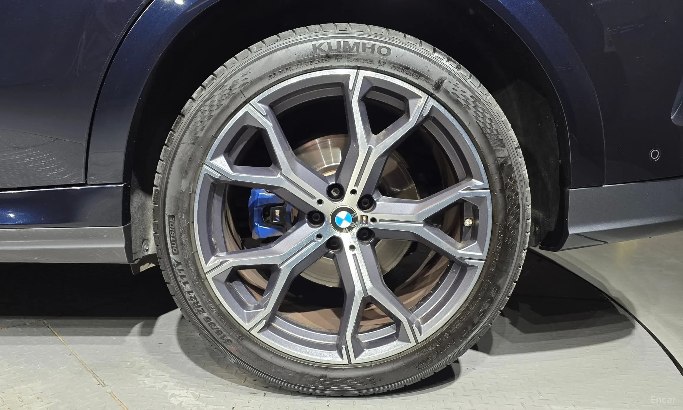 X6 (G06)