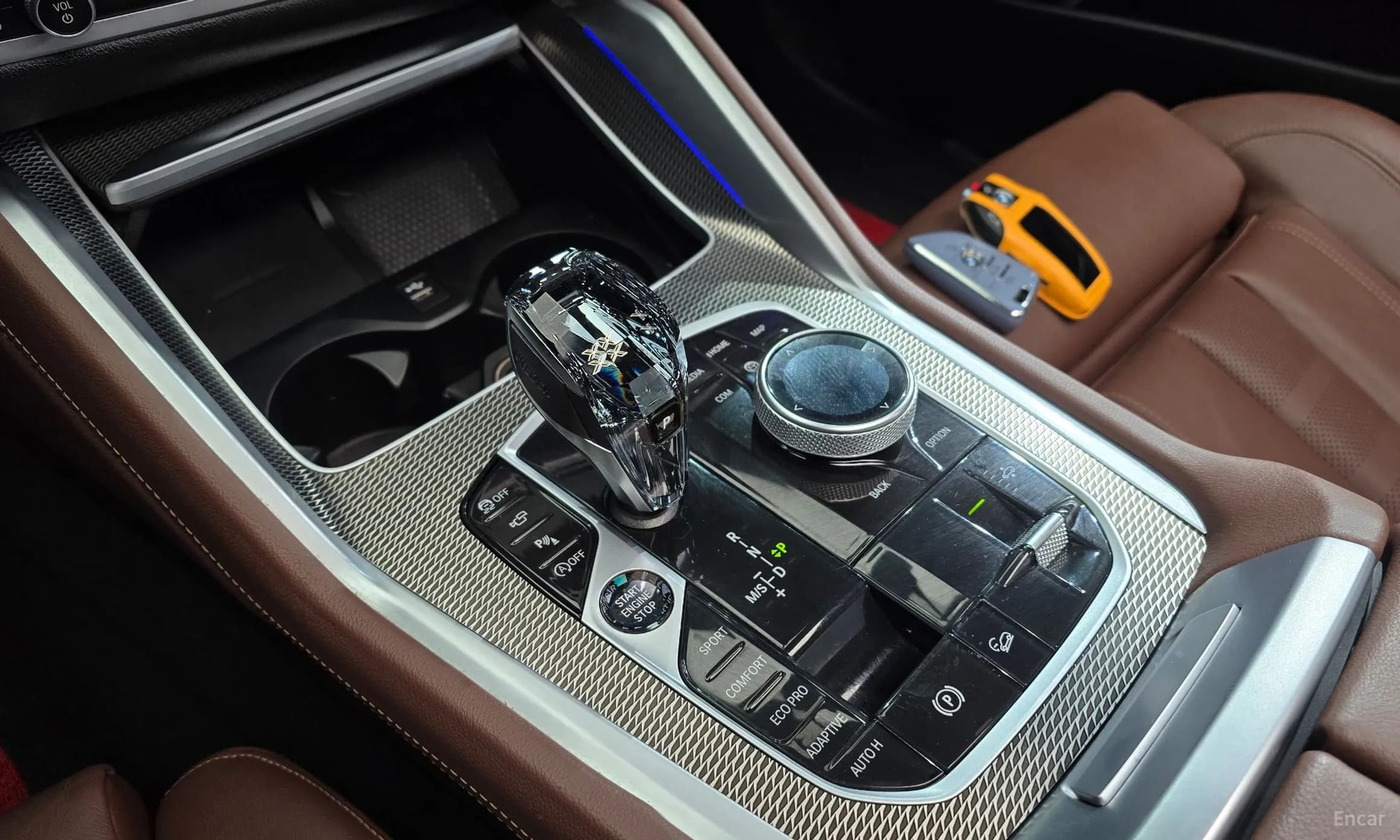 X6 (G06)