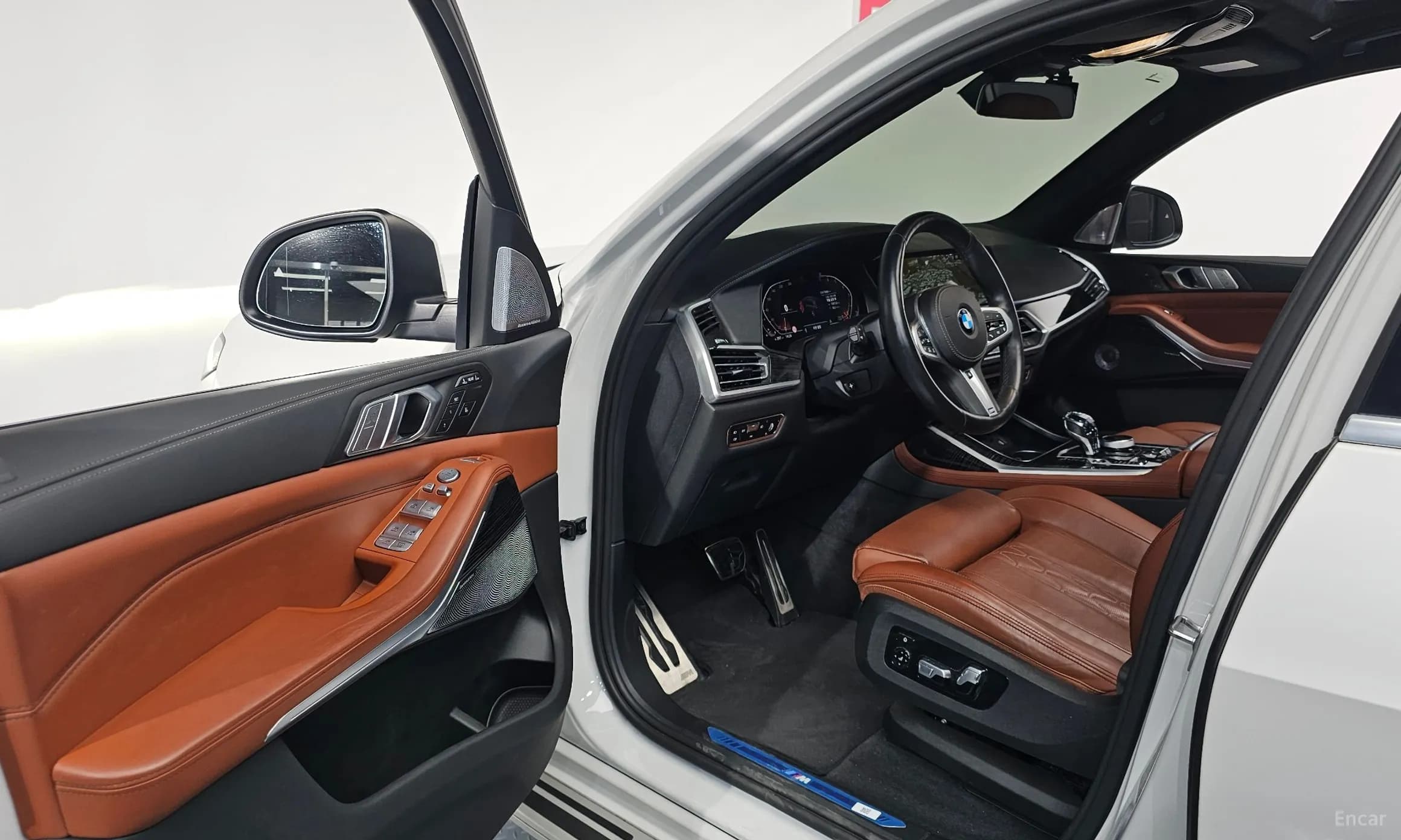 X7 (G07)