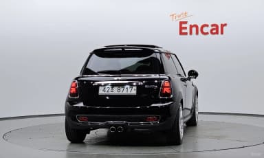 Cooper S