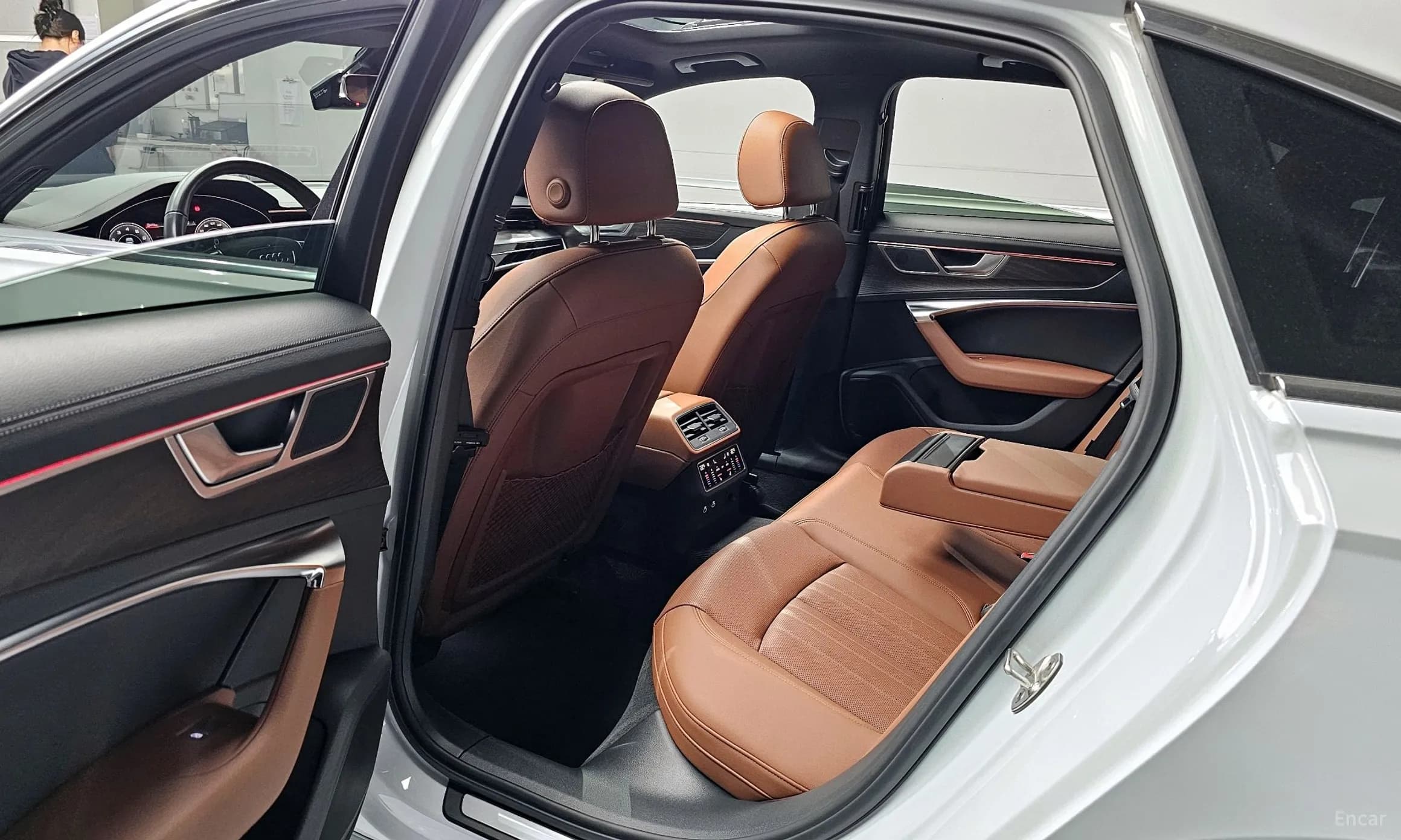 A6 (C8)
