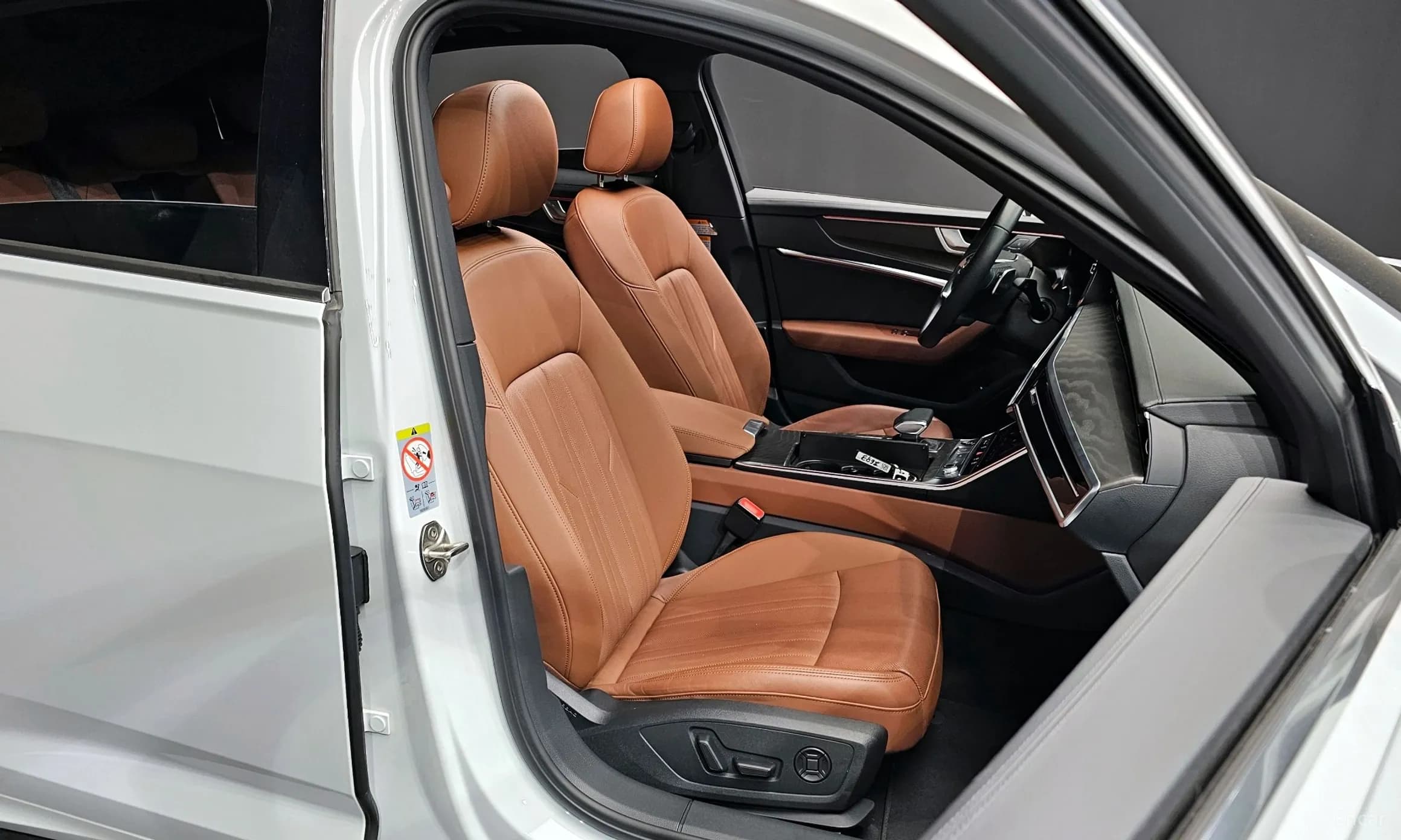 A6 (C8)