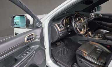 Grand Cherokee