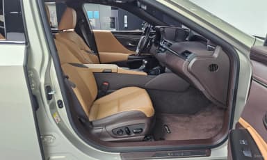 ES300h 7th Generation