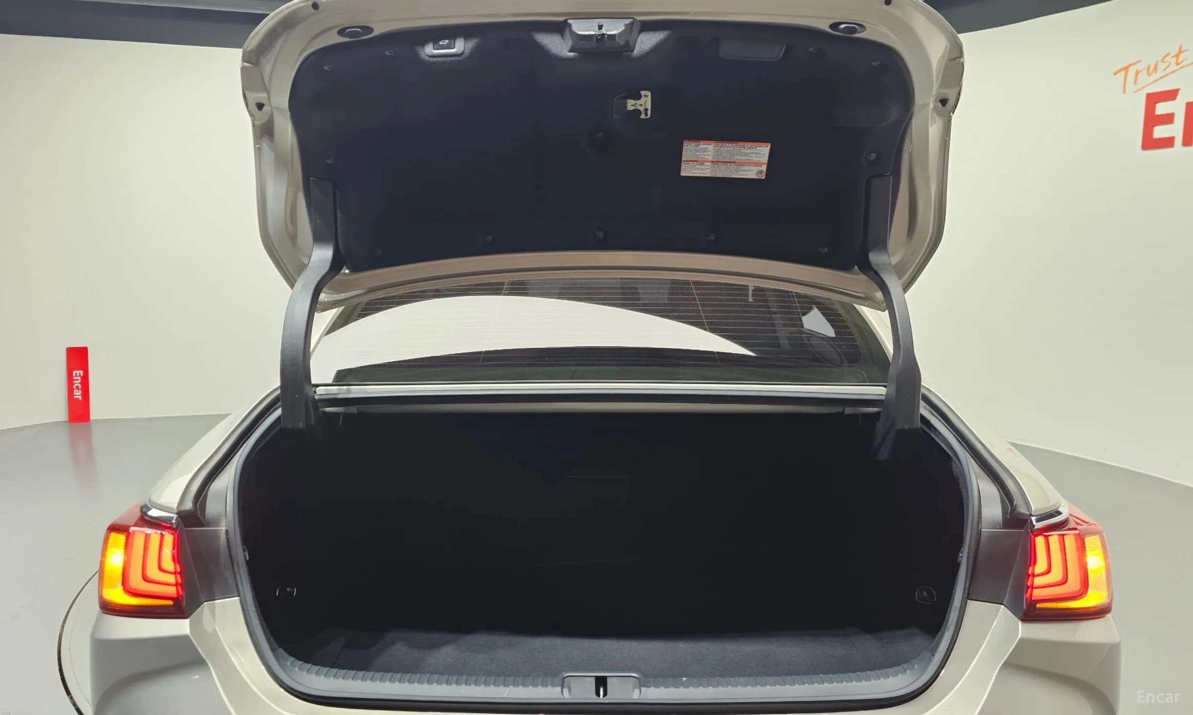 ES300h 7th Generation