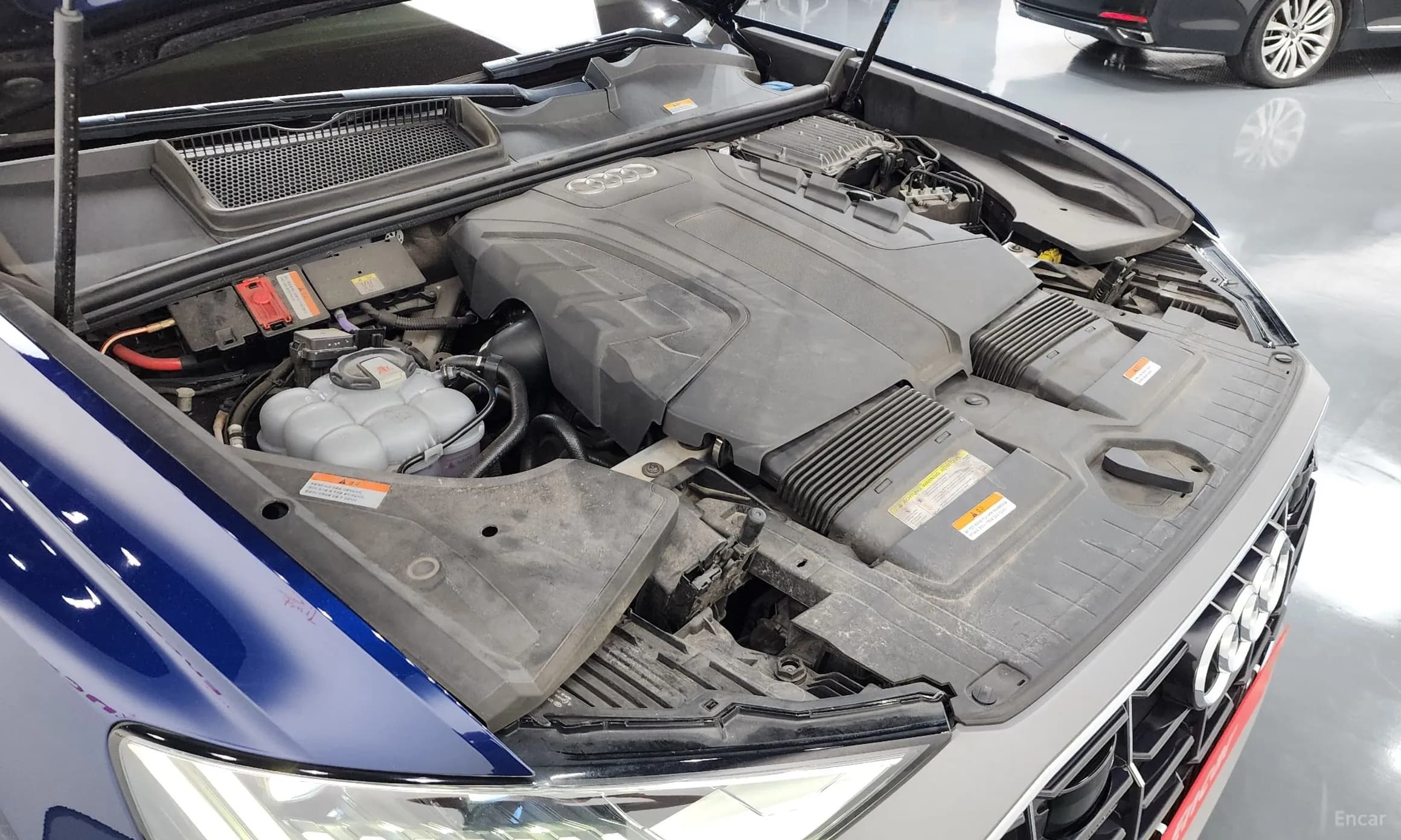 Q8 (4M)