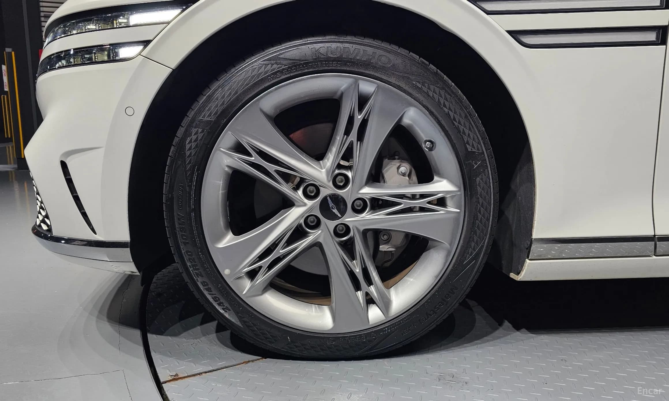 G90 (RS4)