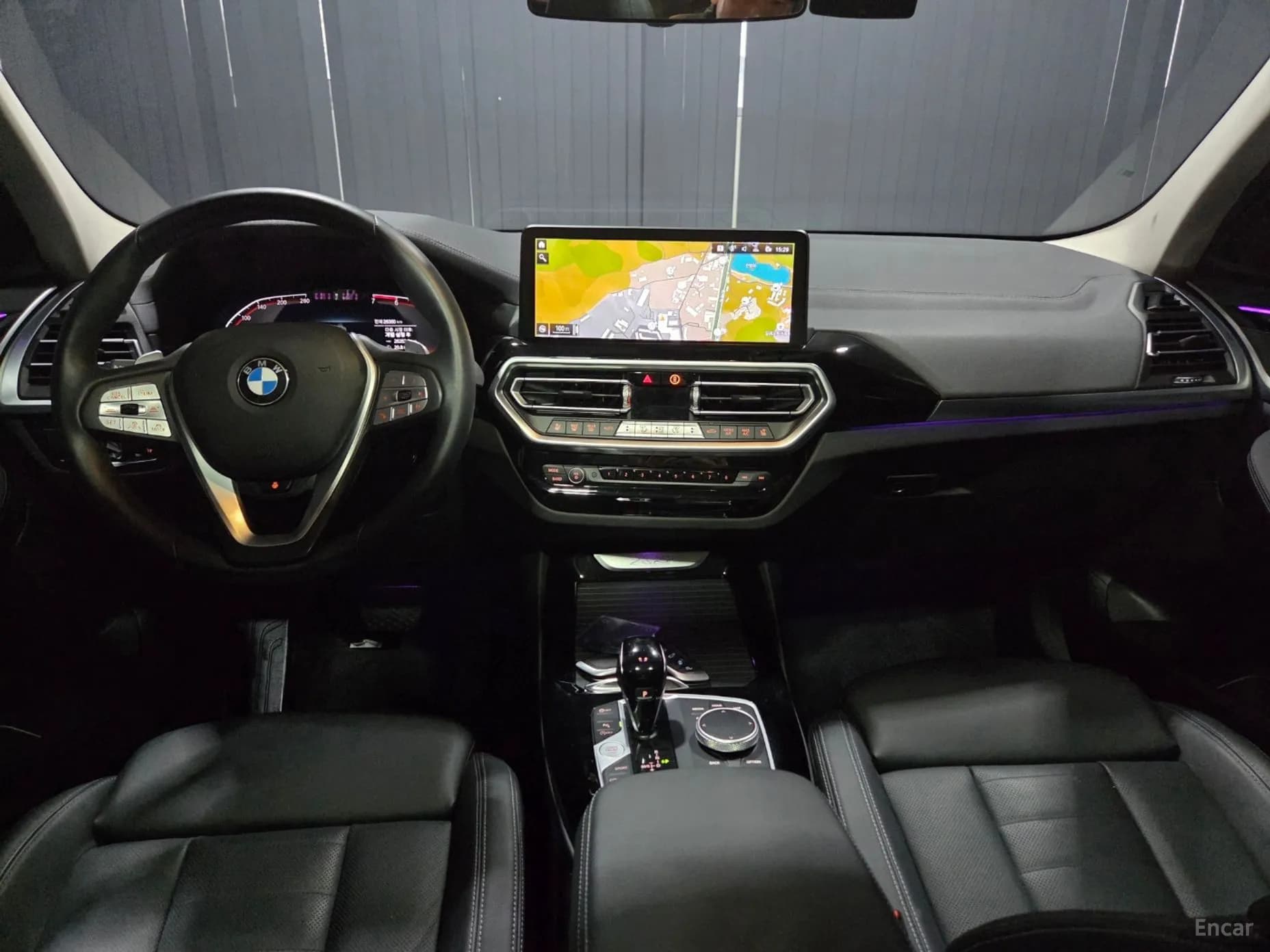 X3 (G01)