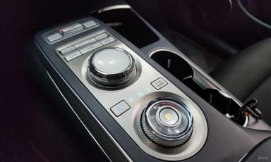GV70
