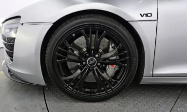 R8