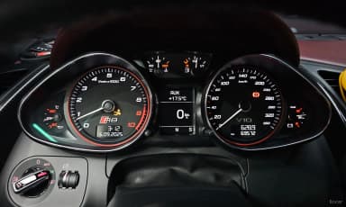 R8