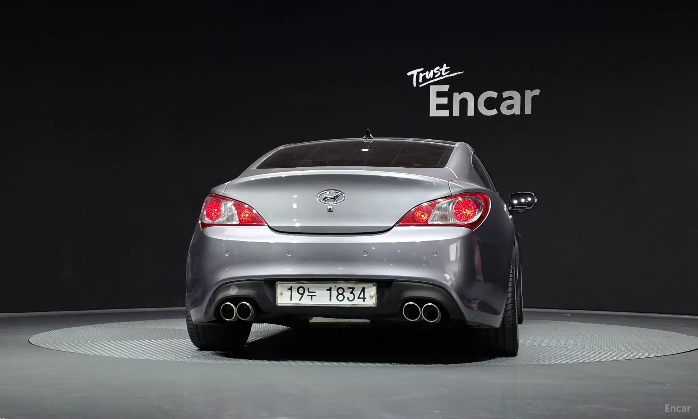 Genesis Coupe