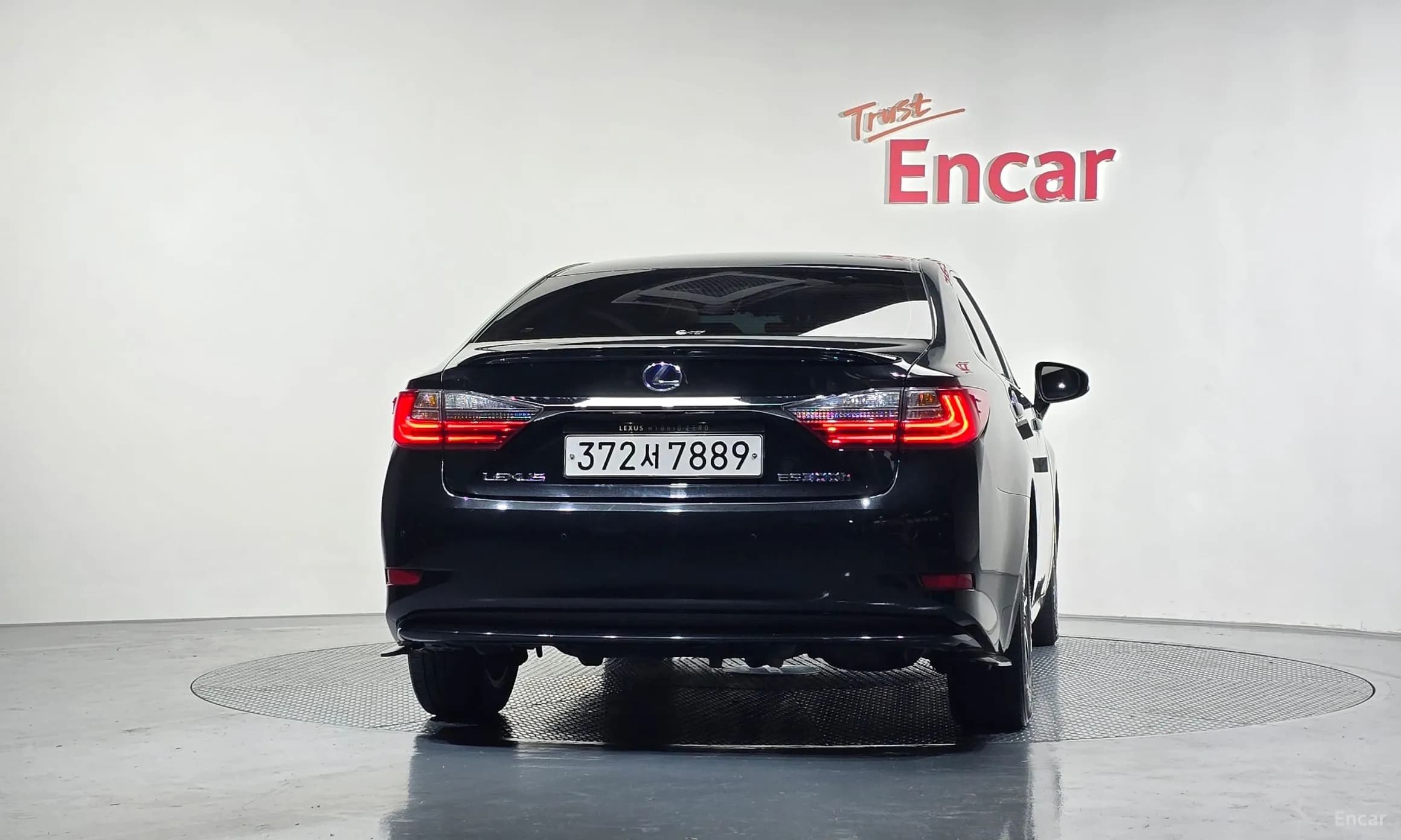 New ES300h