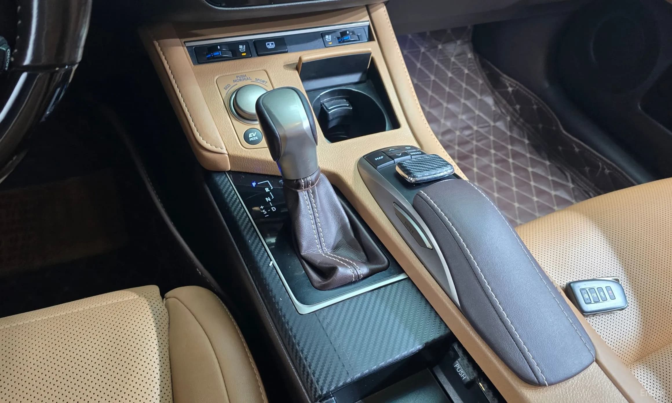 New ES300h