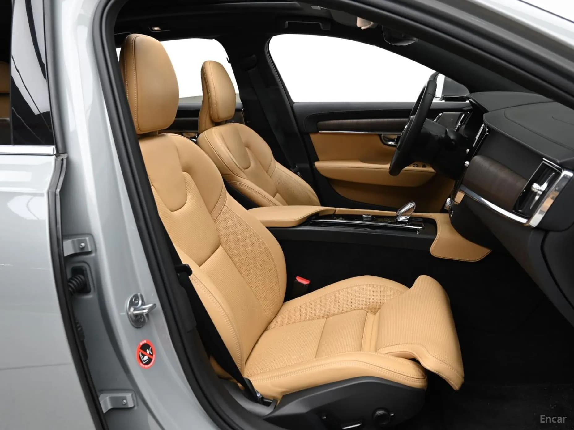 S90