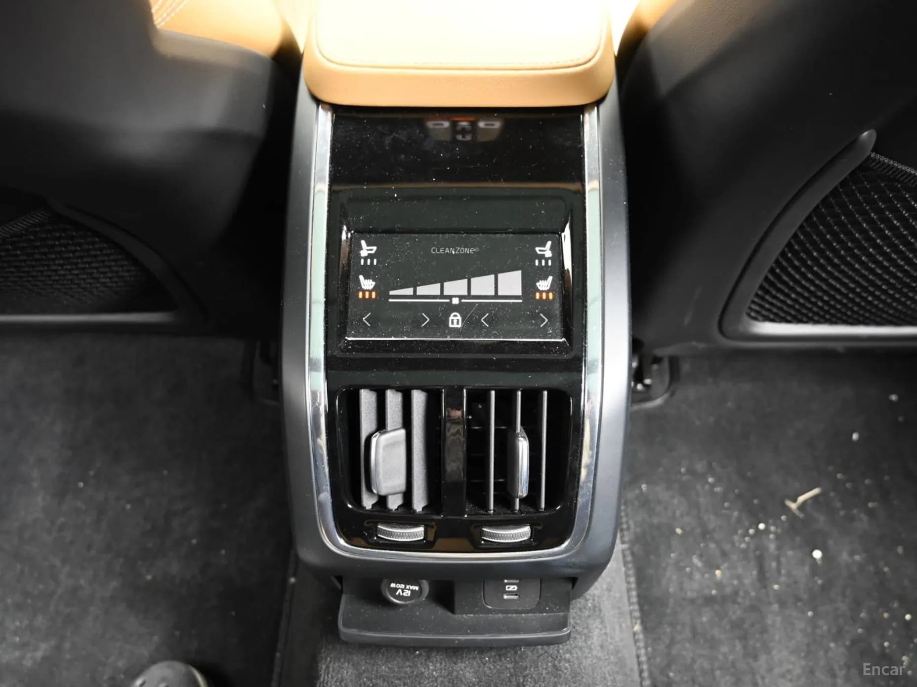 S90