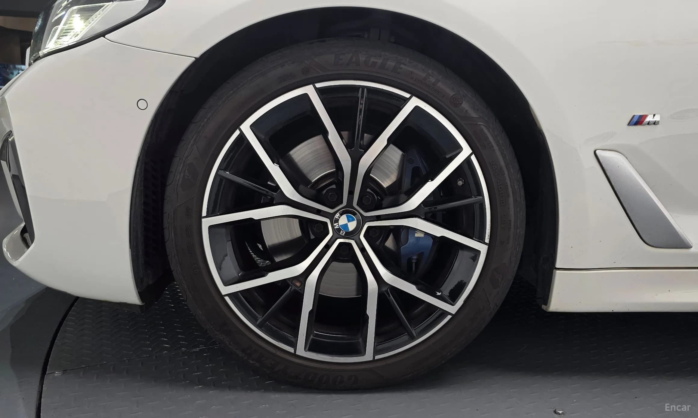 5 Series (G30)
