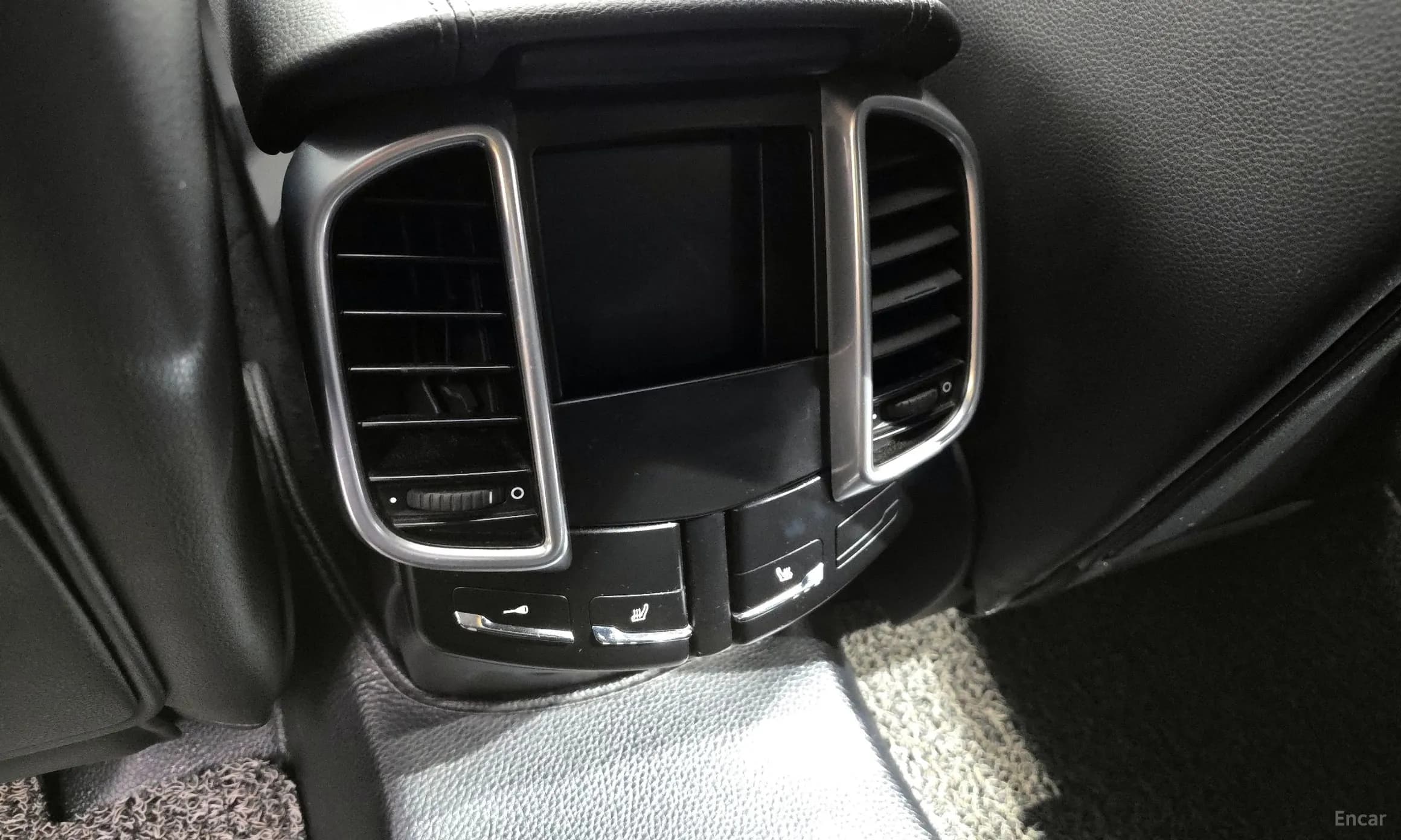 New Cayenne