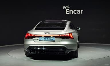 e-tron GT
