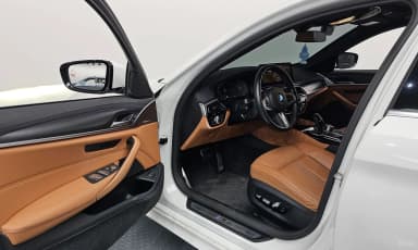 5 Series (G30)