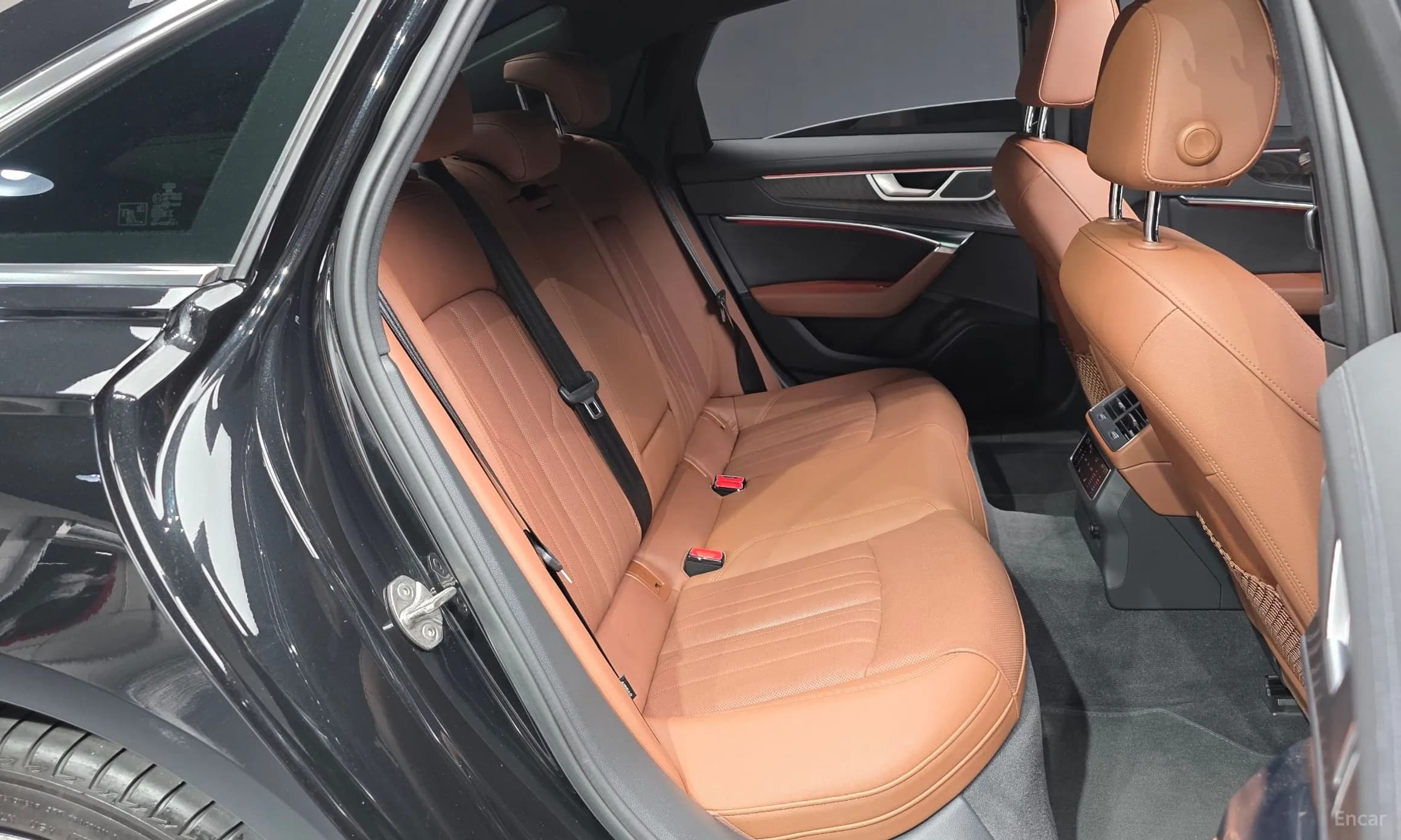 A6 (C8)