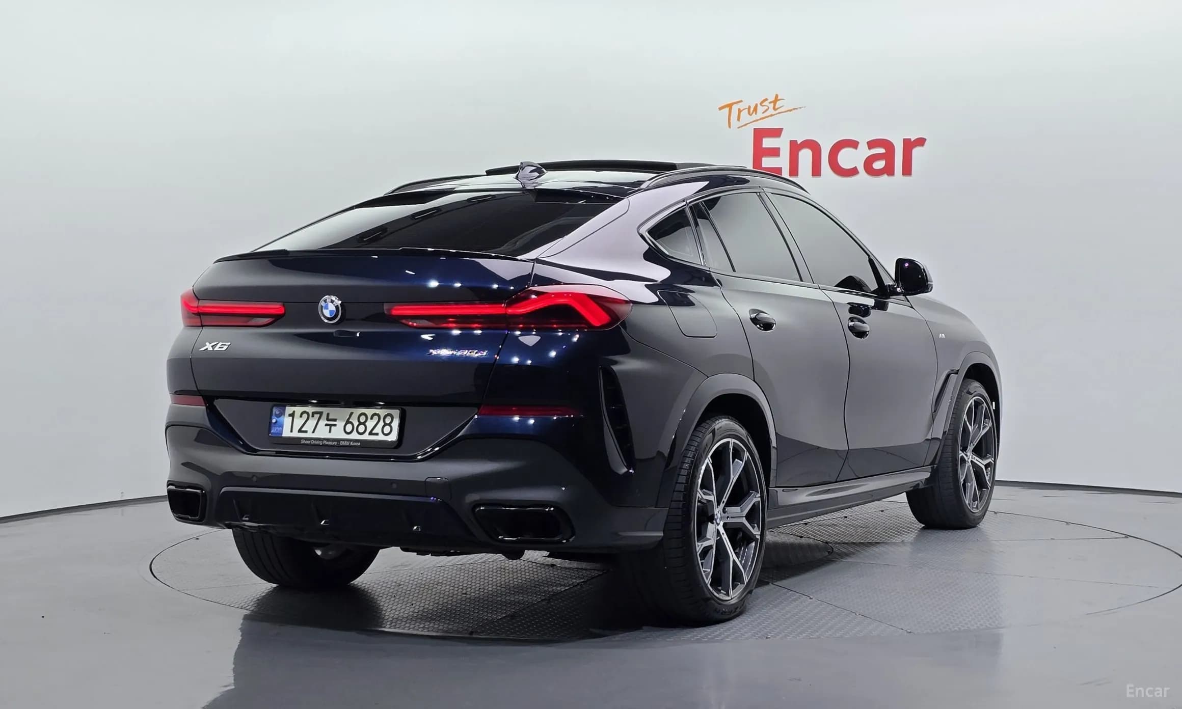 X6 (G06)