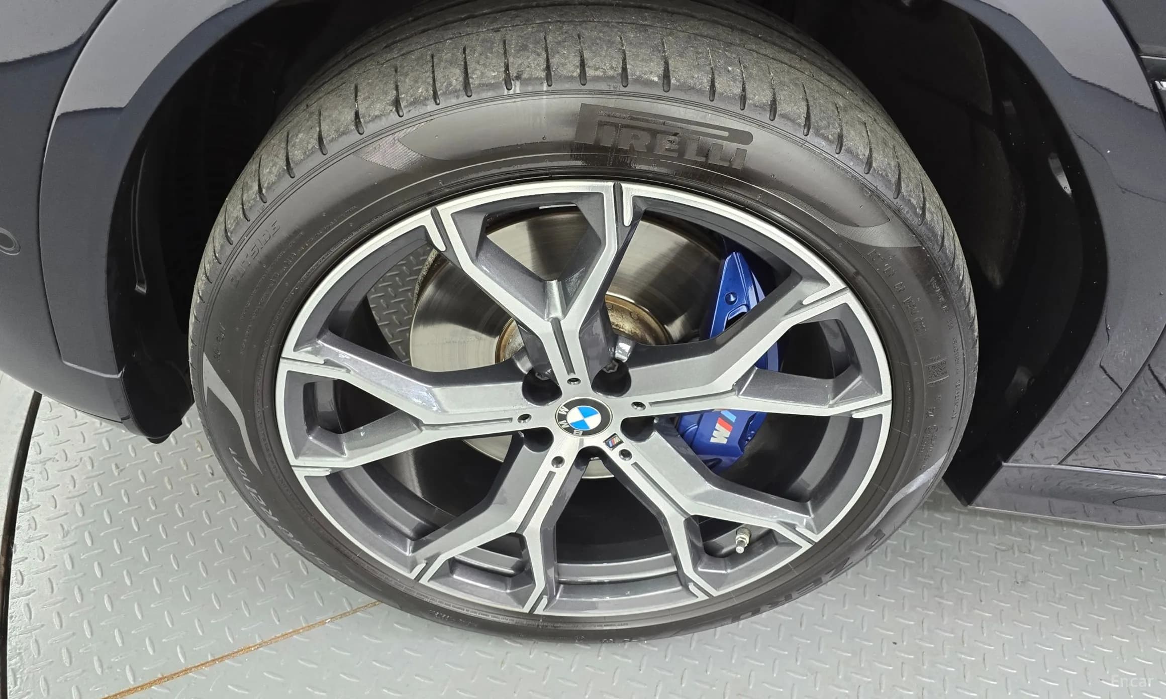 X6 (G06)