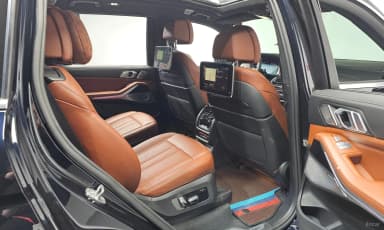 X7 (G07)