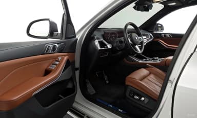 X7 (G07)