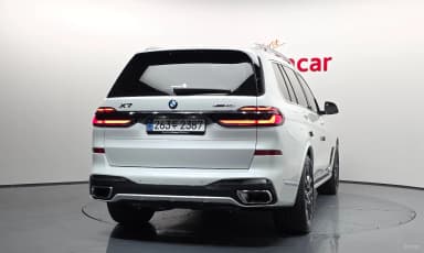 X7 (G07)