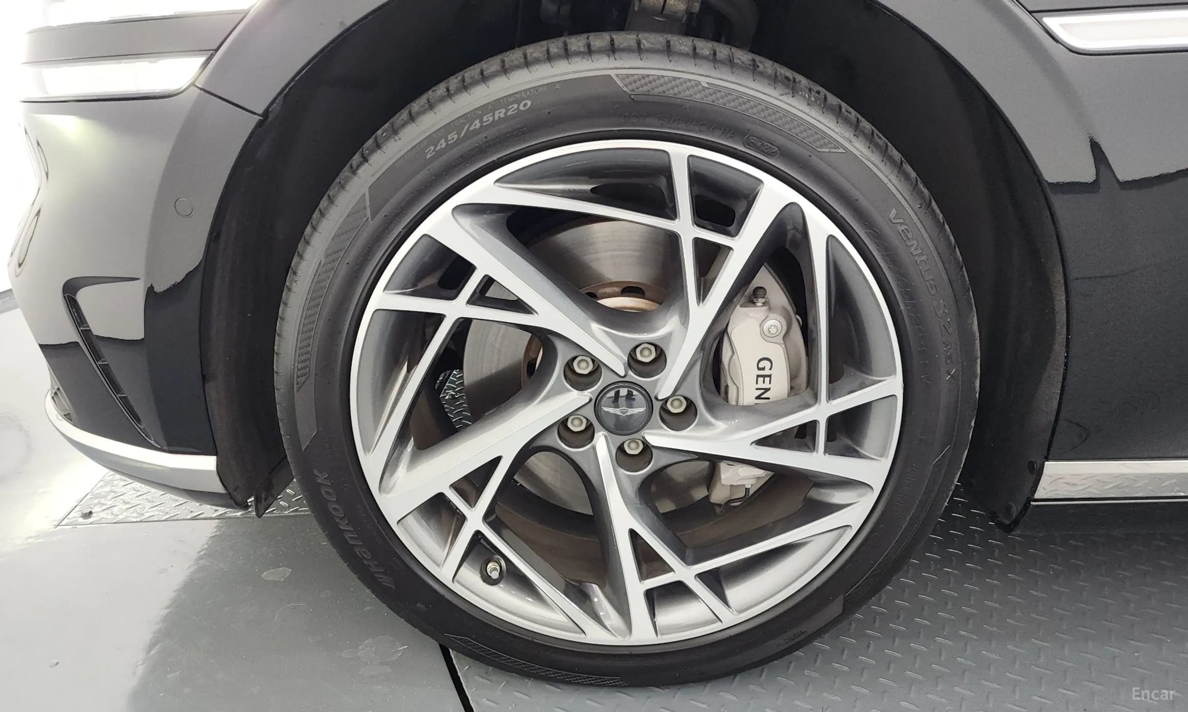 G90 (RS4)