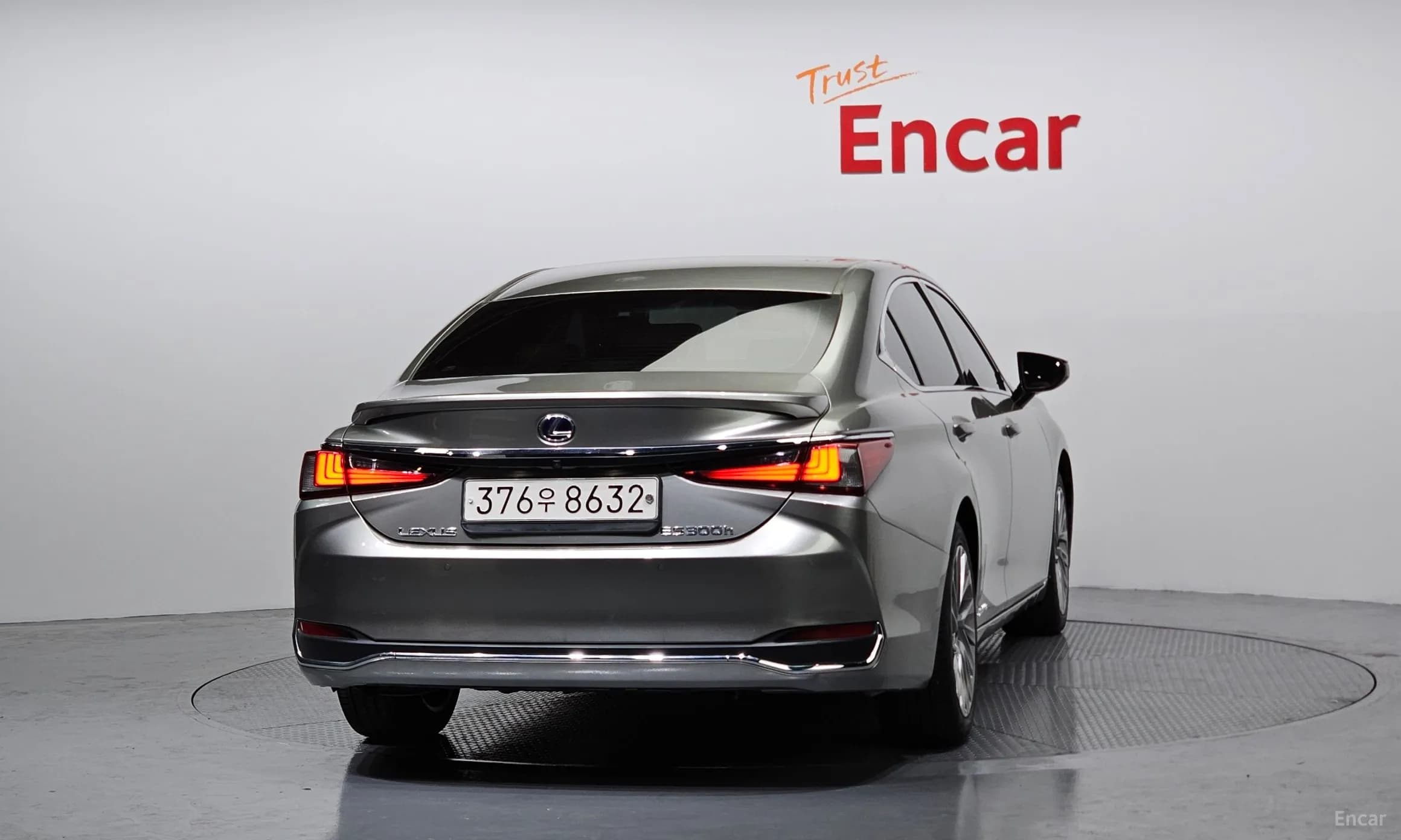 ES300h 7th Generation