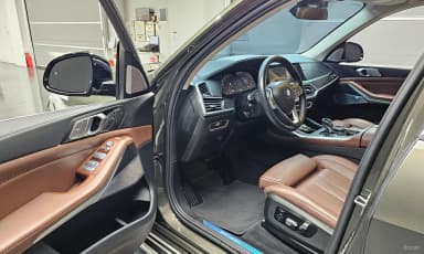 X7 (G07)