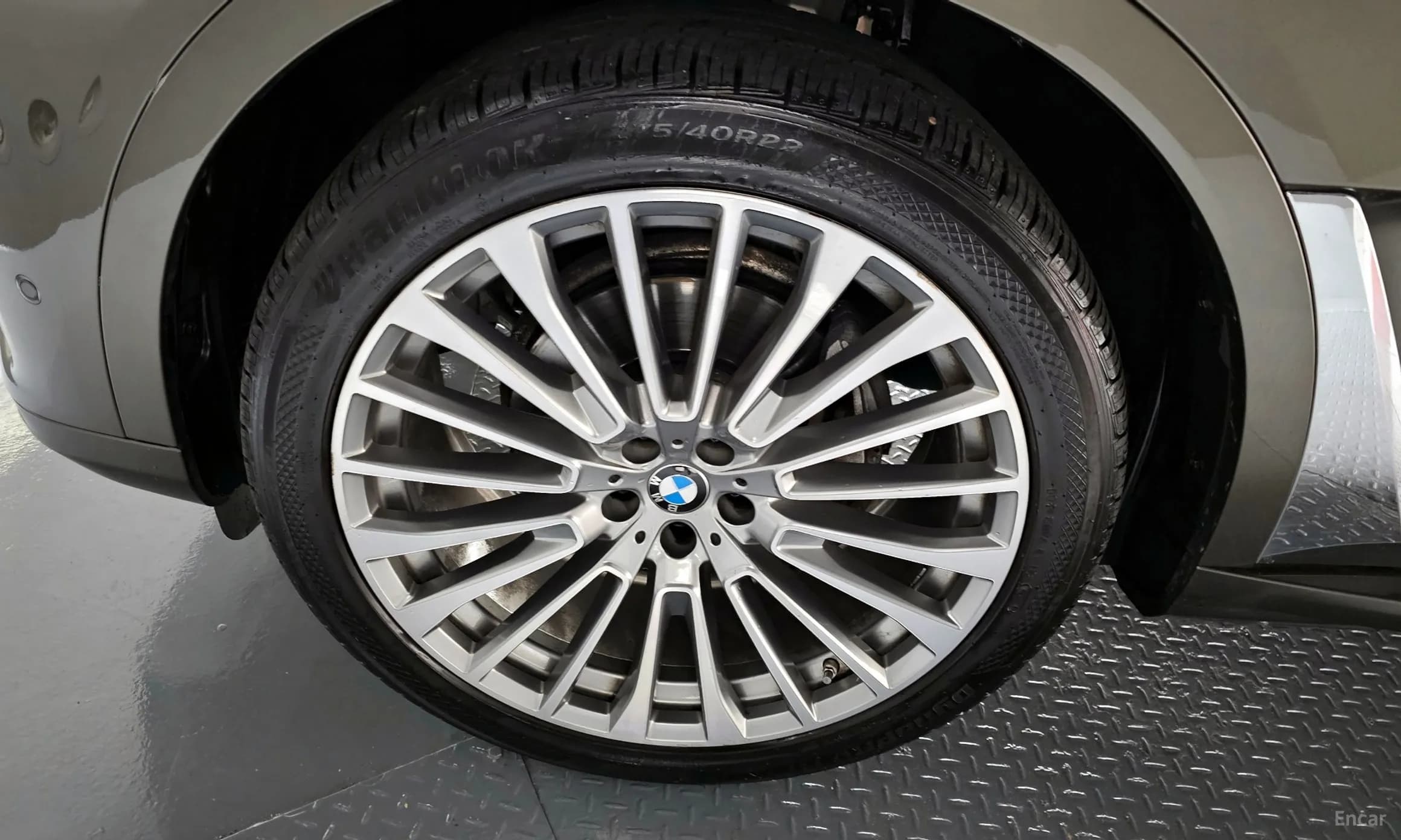 X7 (G07)
