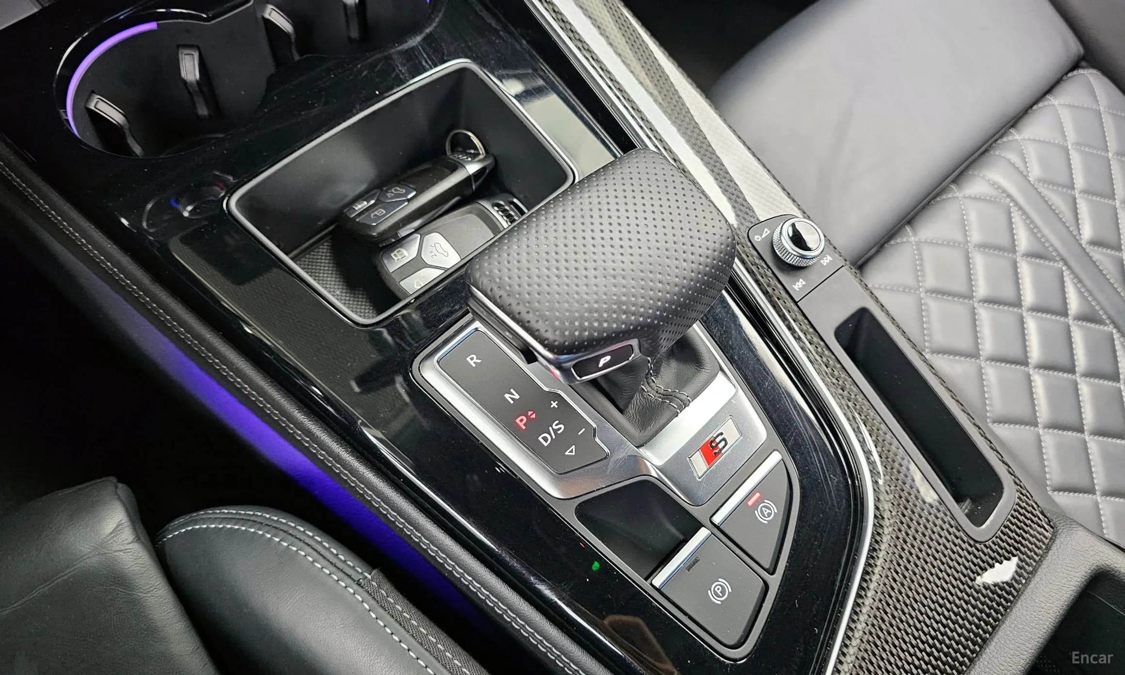 S4 (B9)