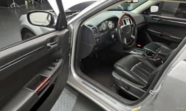 300C